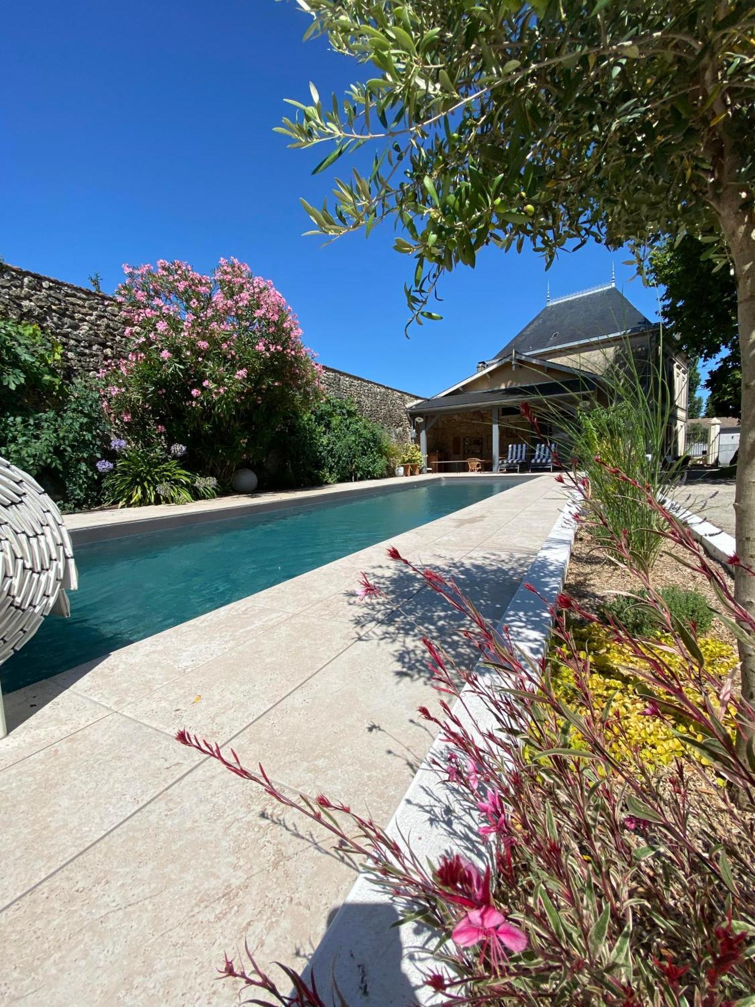La Maison Reverdi Lamarque Luaran gambar